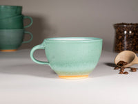 Spinware Latte Cup — Green & White Stoneware (10–12 oz)